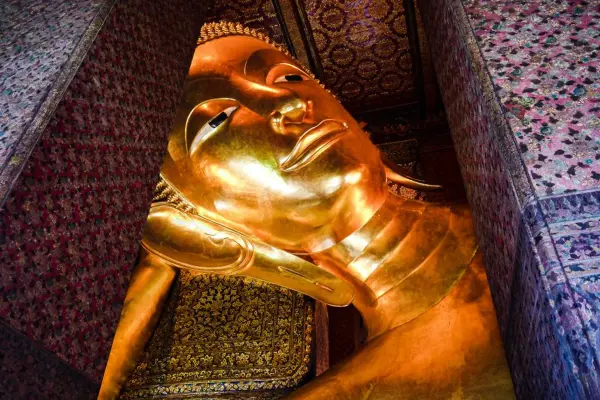 Wat Pho Reclining Buddha Bangkok - Visitor Guide