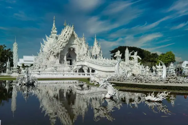 White Temple Chiang Rai Guide: Wat Rong Khun Visitor Info